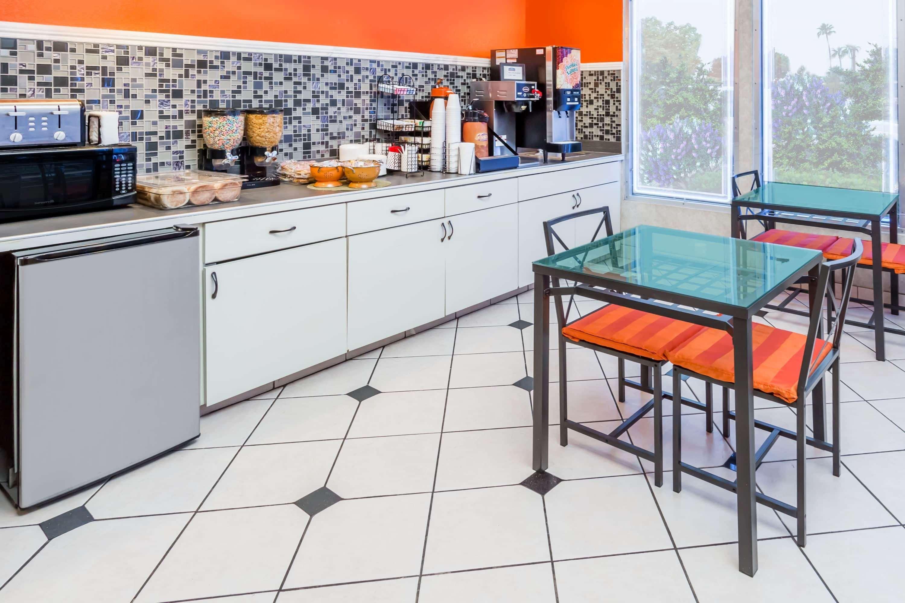 Casa Blanca Hotel & Suites Orange Sr-55 Freeway, Near Honda Center, Chapman University, Disneyland Buitenkant foto