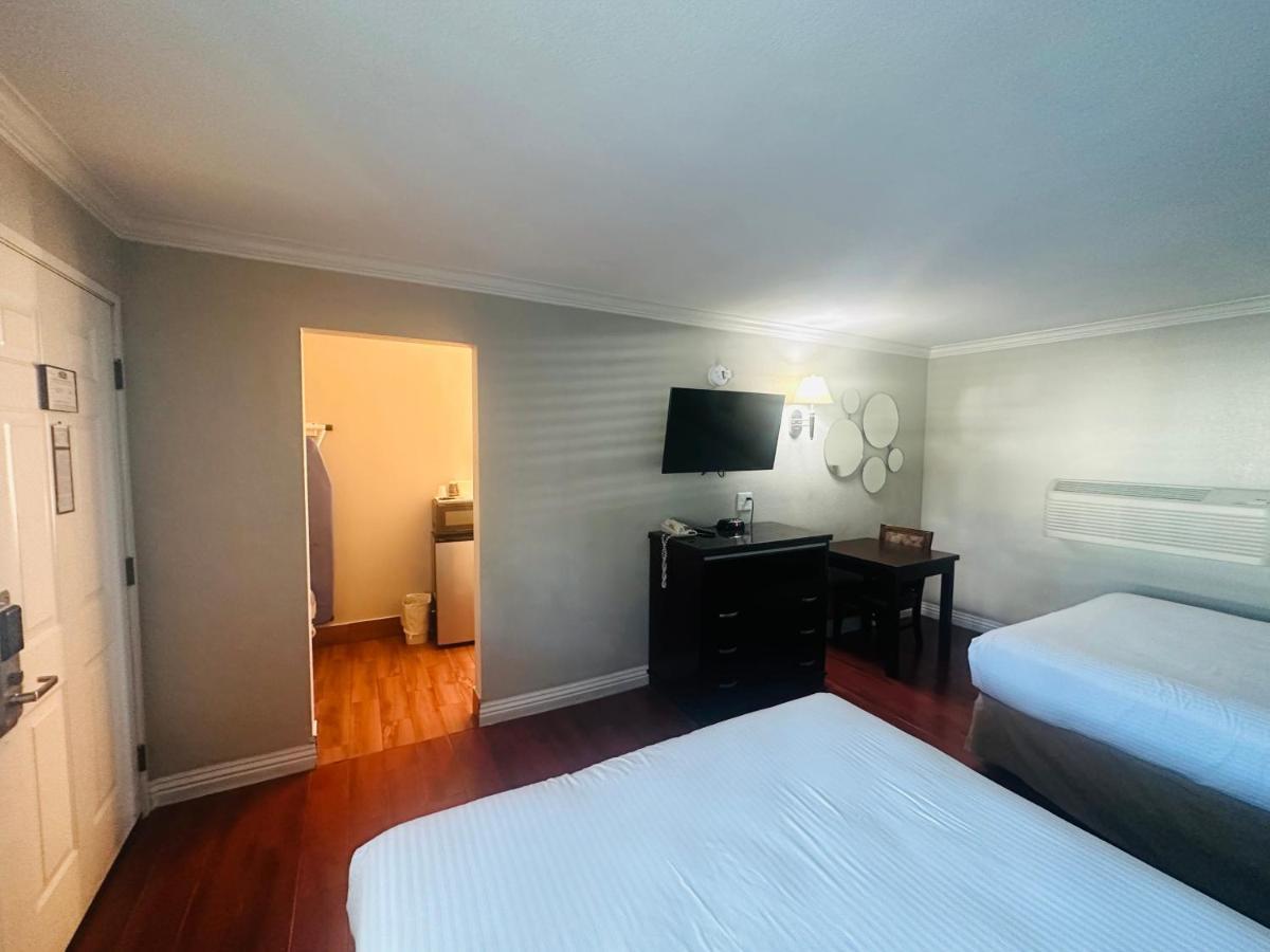 Casa Blanca Hotel & Suites Orange Sr-55 Freeway, Near Honda Center, Chapman University, Disneyland Buitenkant foto