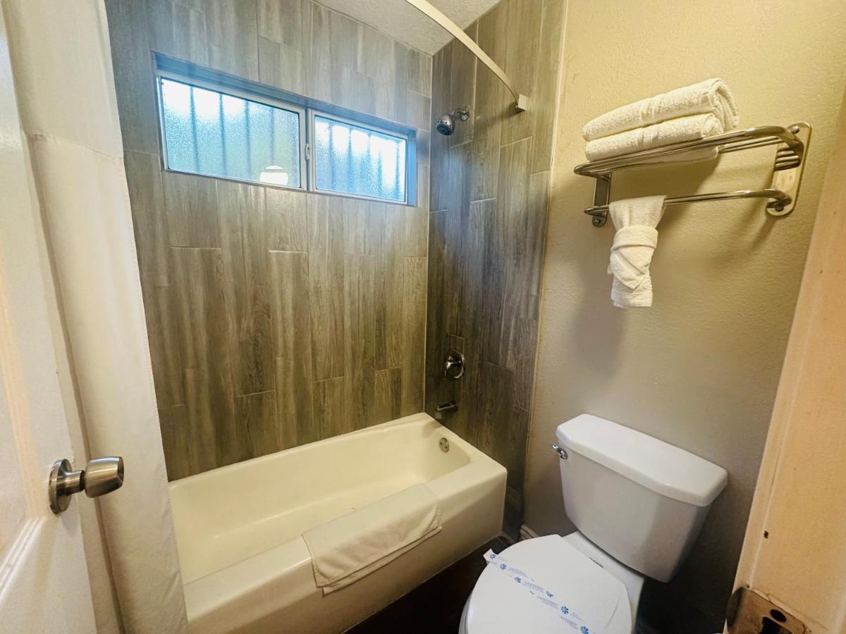 Casa Blanca Hotel & Suites Orange Sr-55 Freeway, Near Honda Center, Chapman University, Disneyland Buitenkant foto