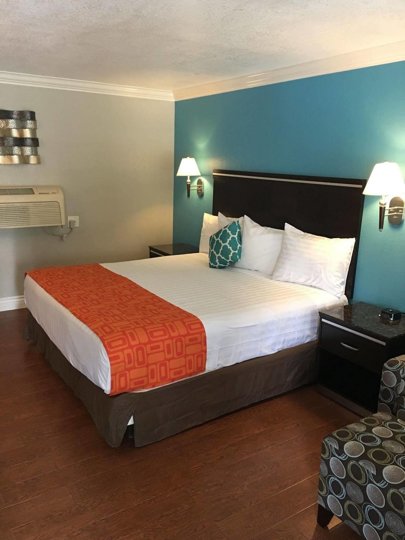 Casa Blanca Hotel & Suites Orange Sr-55 Freeway, Near Honda Center, Chapman University, Disneyland Buitenkant foto